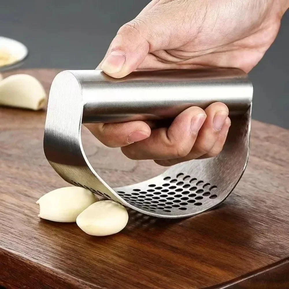 Stainless Steel Manual Garlic Press Mincer & Vegetable Crusher Garlic Press Qme