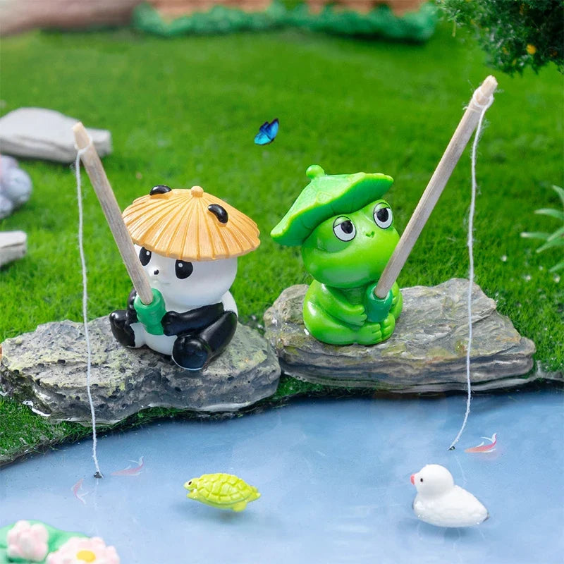 Hanging Panda & Frog Resin Figures – Cartoon Aquarium Decor Aquarium Ornament Qme
