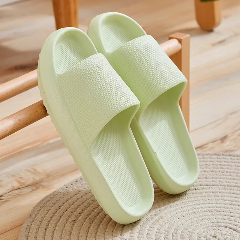 Women's Thick Platform Cloud Slippers EVA Non-Slip Slides Platform Cloud Slippers Qme