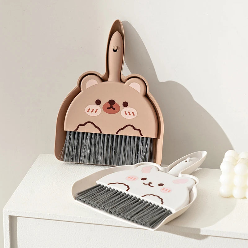 Cartoon Mini Broom & Dustpan Set – Kids, Desk & Pet Use Mini Broom Dustpan Set Qst