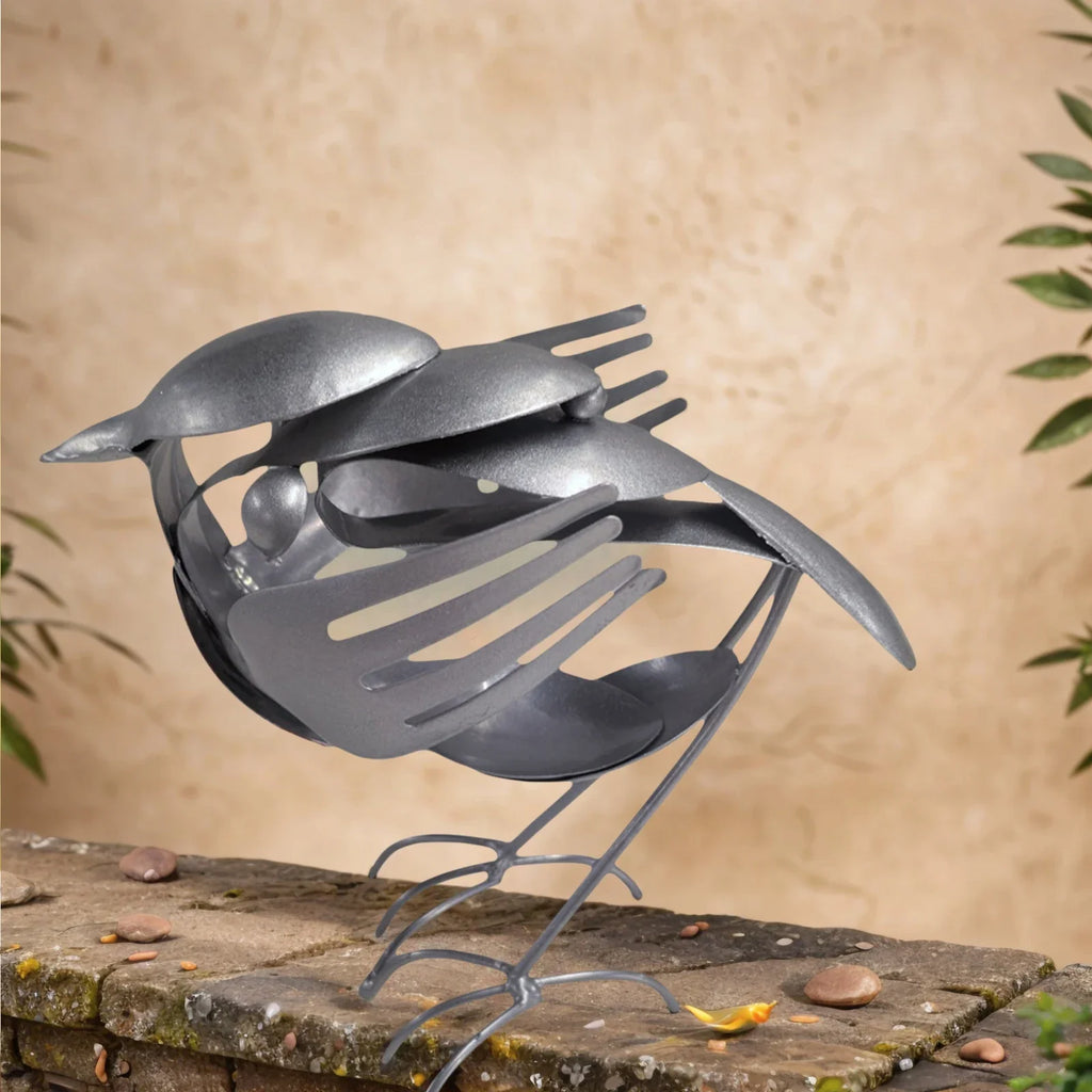 Rustic Red Robin Metal Bird Sculpture | Patio & Lawn Statue Garden Bird Statue Qme
