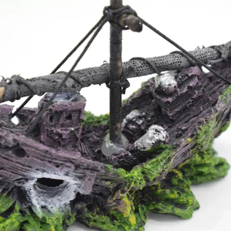 Resin Shipwreck Aquarium Ornament – Sunken Ship Fish Tank Decor Aquarium Ornament Qme