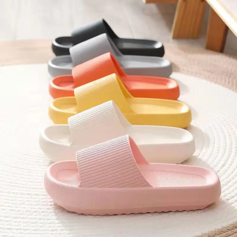 Women's Thick Platform Cloud Slippers EVA Non-Slip Slides Platform Cloud Slippers Qme