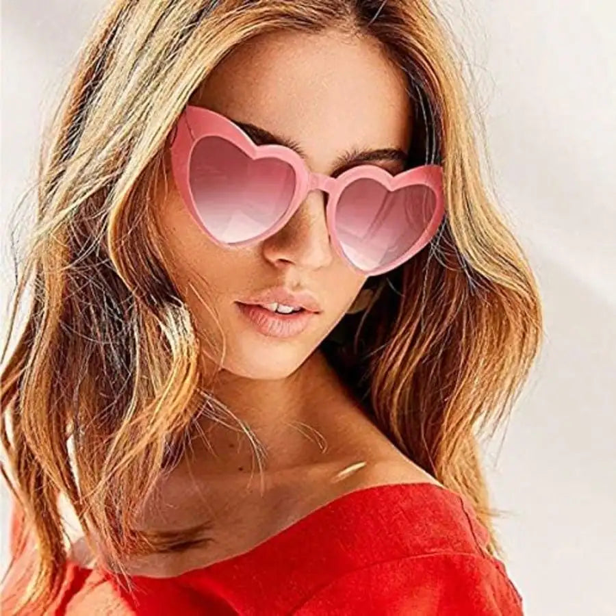 Heart Shaped Cat Eye Sunglasses – Women's Retro Mod Style Fashion Sunglasses Qme