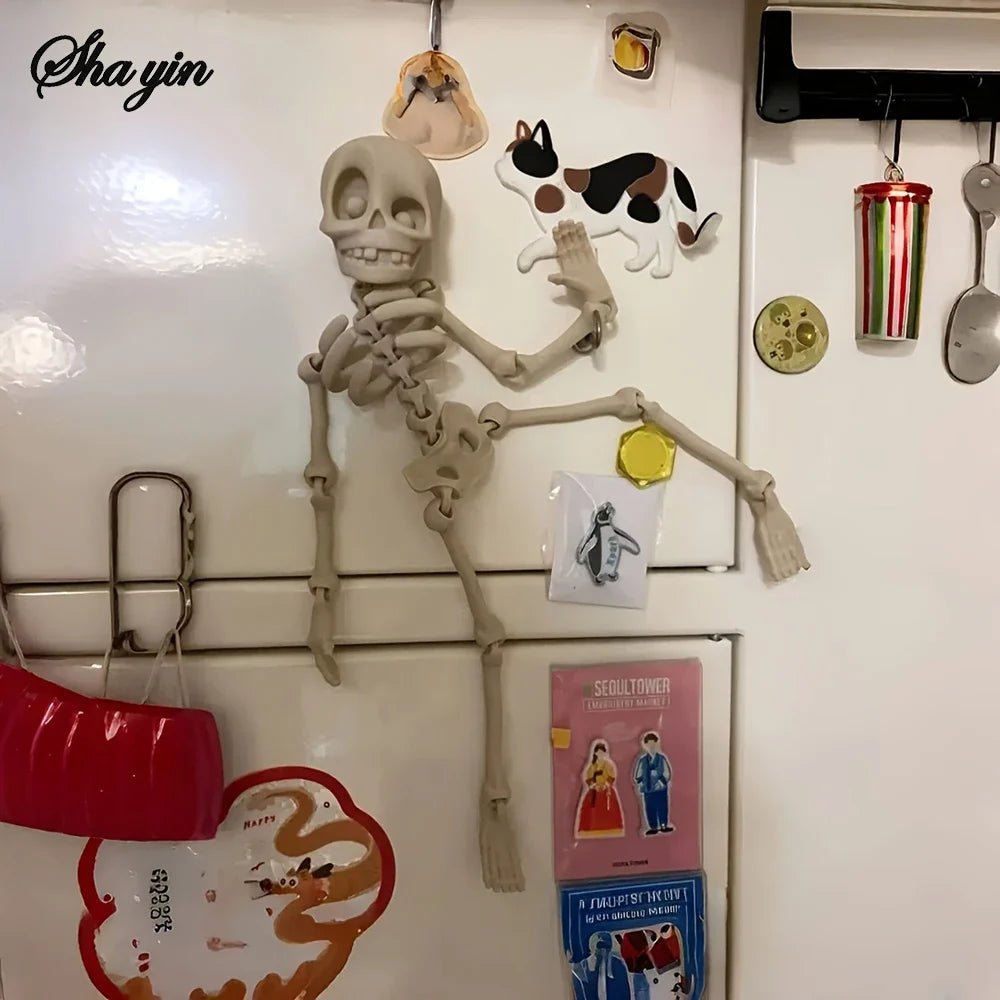 Poseable Skull Fridge Magnet – Funny Halloween Novelty Gift Novelty Fridge Magnet Qme