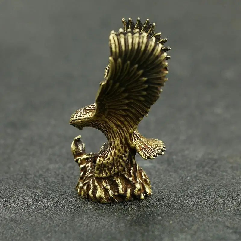Antique Copper Eagle Statue – Vintage Brass Bird Figurine Decorative Figurine Qme
