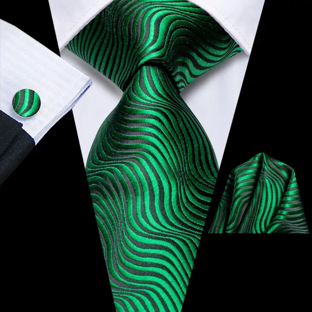 Hi-Tie Men's Silk Necktie Handkerchief & Cufflinks Set