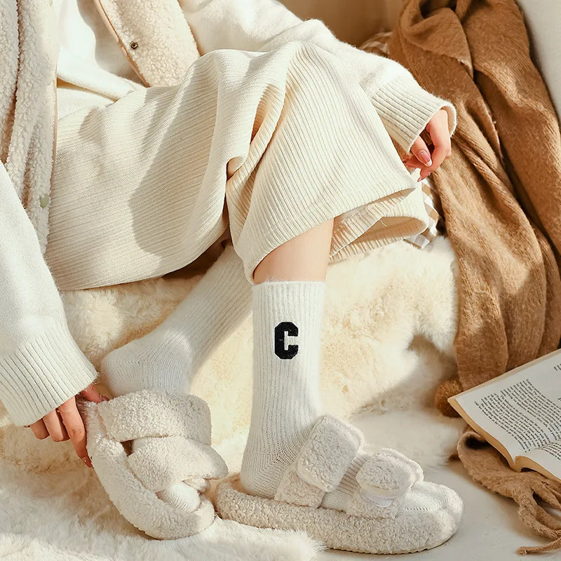 Women's Luxury Wool Cashmere Winter Socks – Thick & Cozy Winter Wool Socks Qme