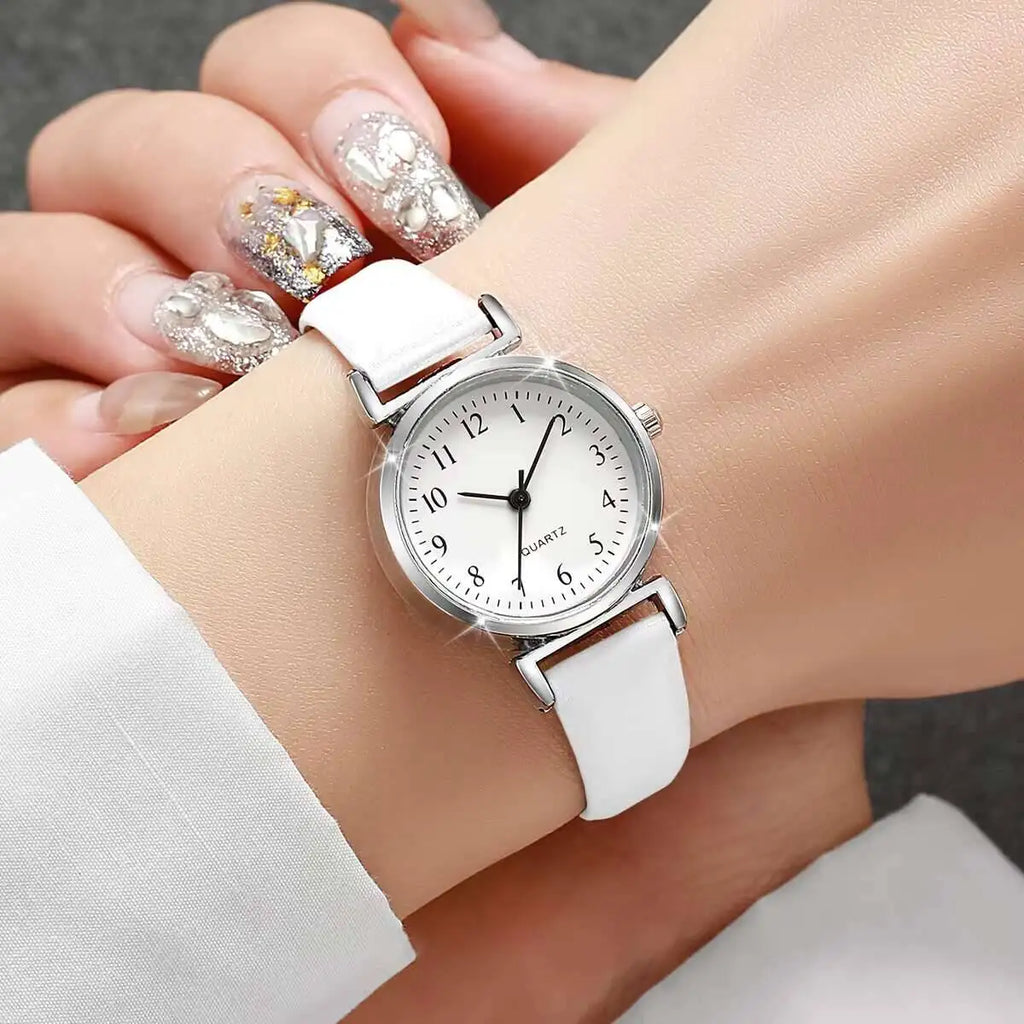 Women's Small Dial Leather Quartz Watch – 3 Colors | CE Cert Women's Quartz Watch Qme