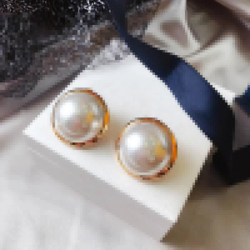 Korean Big Round Simulated Pearl Stud Earrings – Classic & Elegant Pearl Stud Earrings Qme