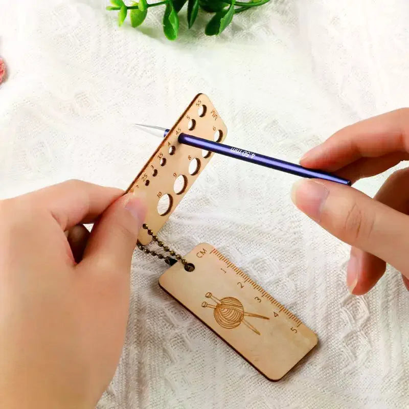 Wooden Knitting Ruler Gauge & Locking Stitch Markers – 6 Colors Knitting Stitch Markers Qme