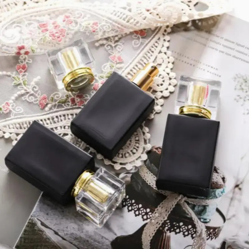 Portable Black Glass Perfume Spray Bottle – 30/50ml Refillable Perfume Spray Bottle Qme