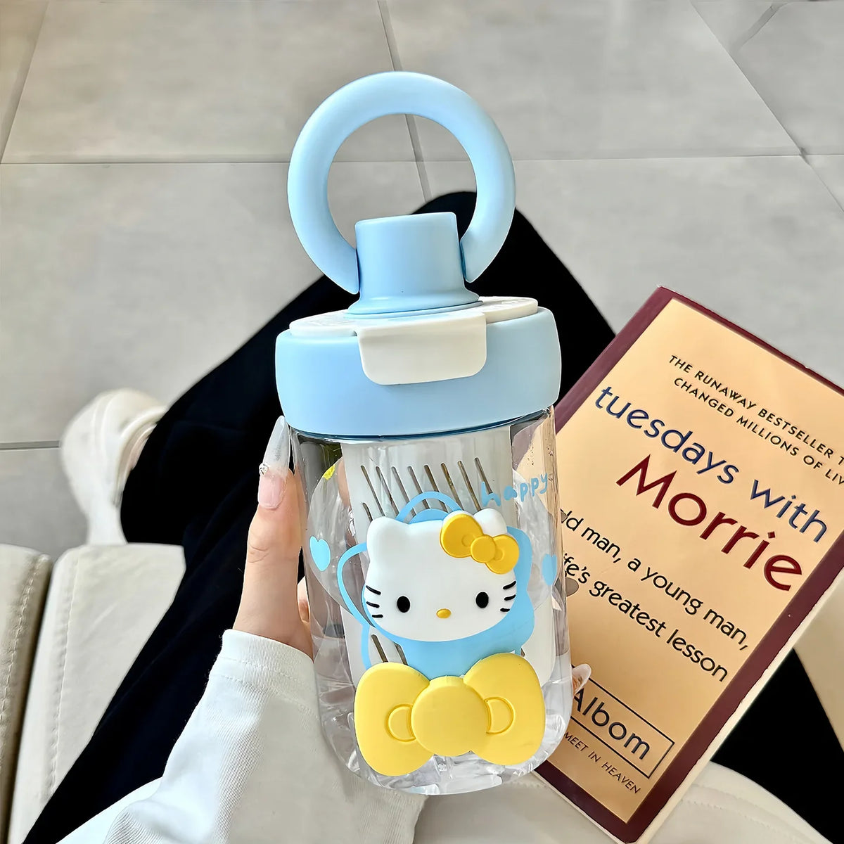 Hello Kitty Water Cup – Portable Large Straw Cup for Girls Straw Water Cup Qme 2 600ml