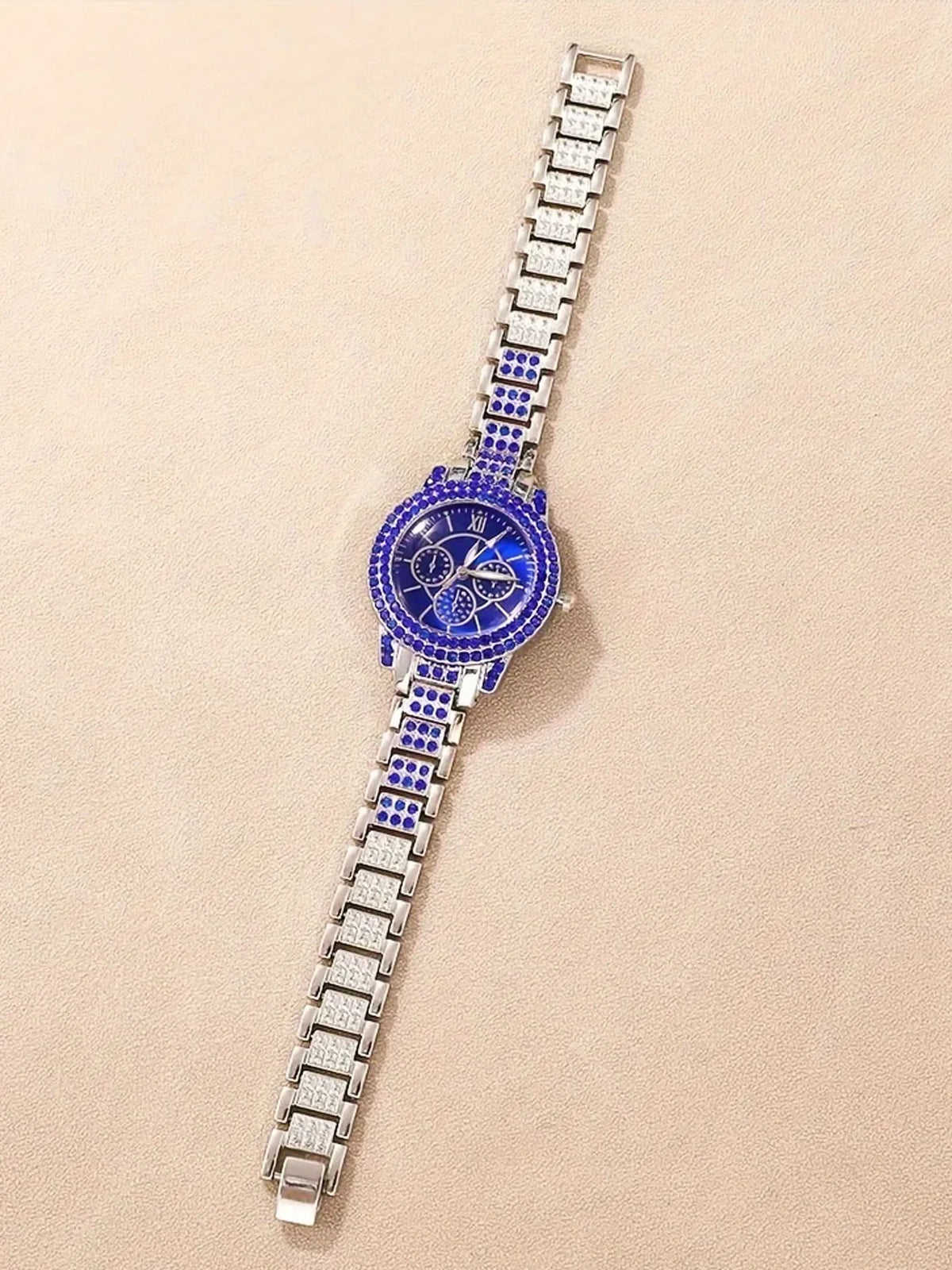 Women's Diamond-Studded Quartz Bracelet Watch – Blue Bracelet Watch Qme