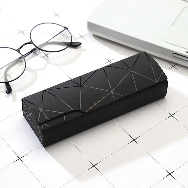 Geometric Hard Eyeglasses Case – PU Leather Spectacle Box Eyeglasses Case Qst A7