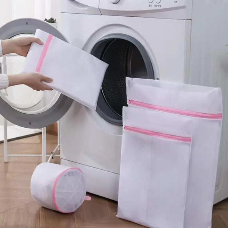3-Piece Mesh Zippered Laundry Bags – Small, Medium & Large Mesh Laundry Bags Qst