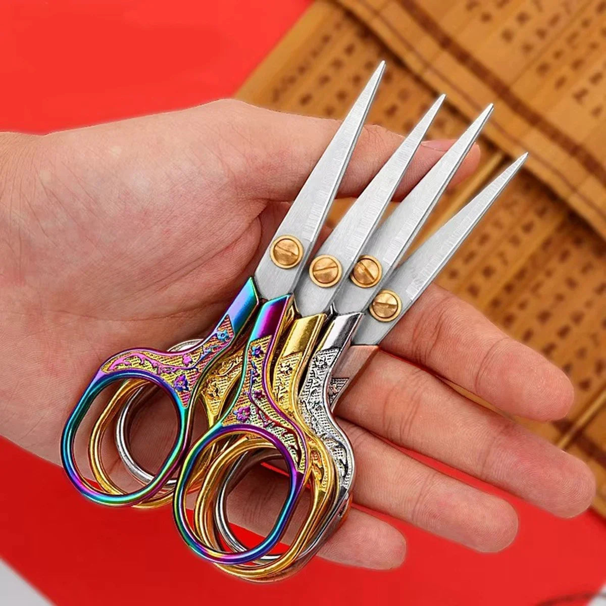 Kawaii Titanium Scissors – Vintage Carved Sewing & Craft Craft Scissors Qme