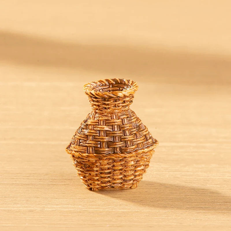 Miniature Woven Willow Basket – Dollhouse & Craft Accessory Miniature Craft Accessory Qme