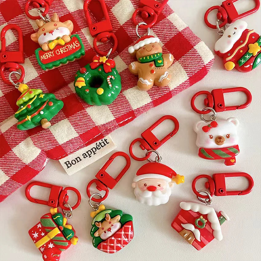 10-Piece Cartoon Christmas Keychain Set – Santa & Reindeer Holiday Keychain Set Qst
