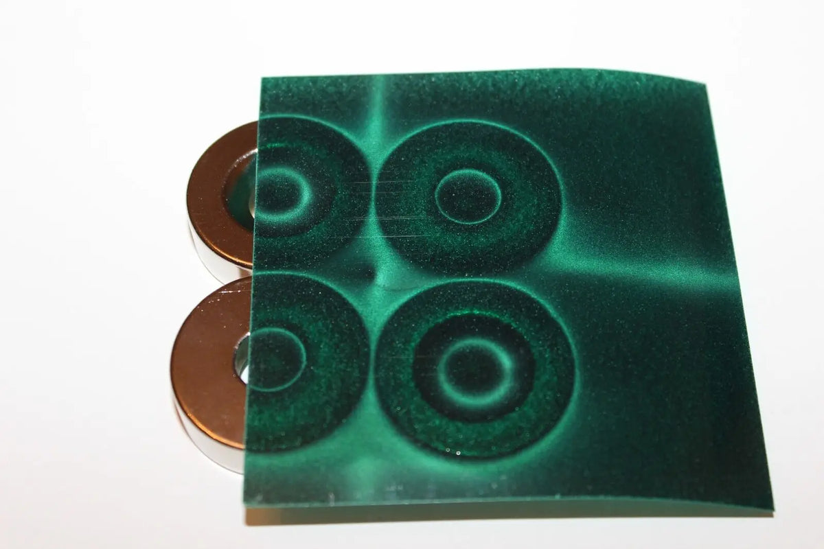 Magnetic Field Viewer Film Card – 25x50mm & 50x75mm Magnetic Field Viewer Qme