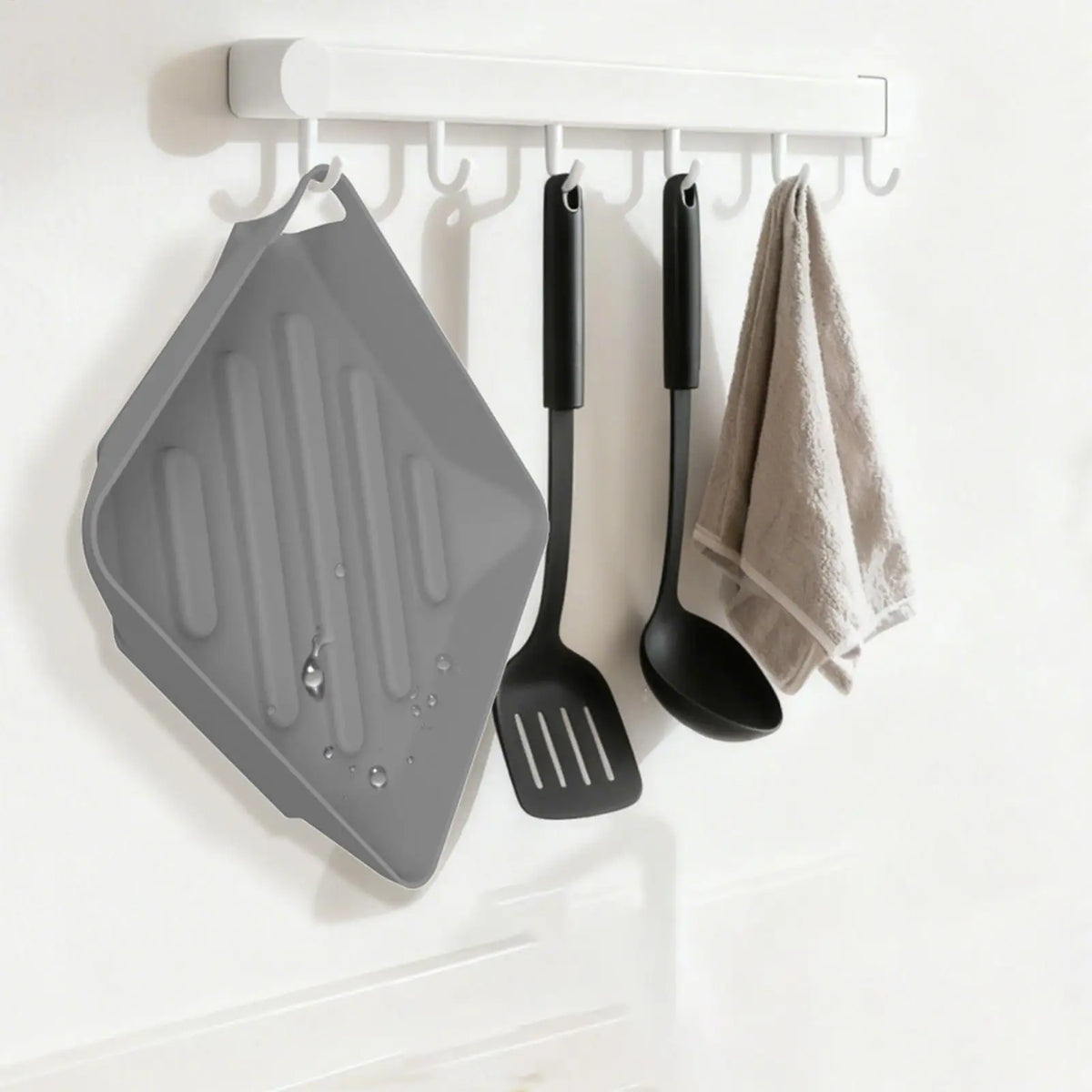 Silicone Dish Drying Mat with Drain Spout | Non-Slip Counter Silicone Drying Mat Qme