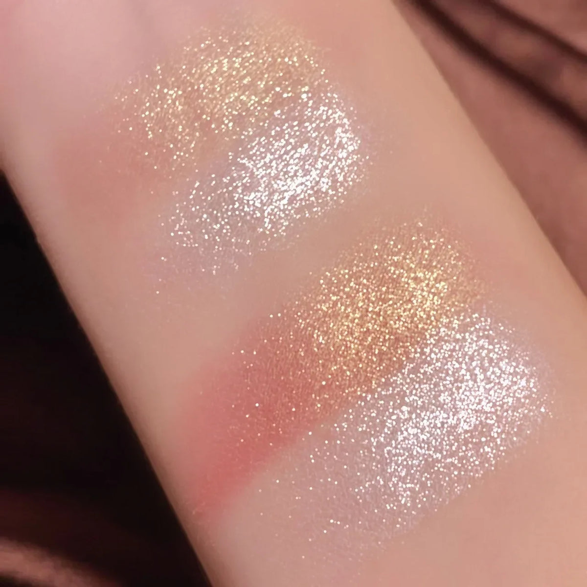 Two-Tone High-Gloss Face & Eye Palette – Sparkling Glow Face & Eye Palette Qme