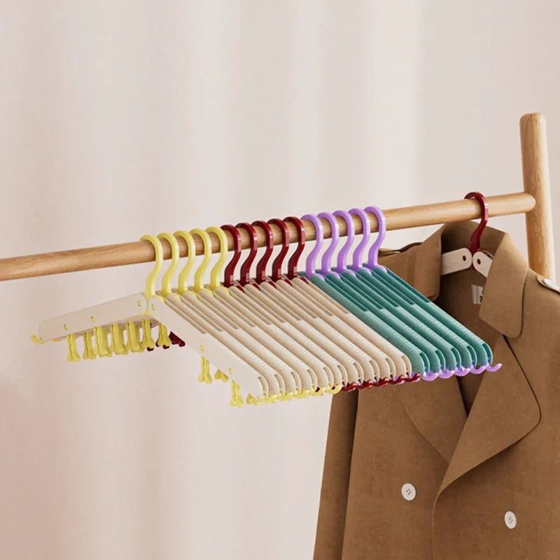 Space-Saving Foldable Travel Hanger – Suits, Pants & Skirts Foldable Travel Hanger Qme
