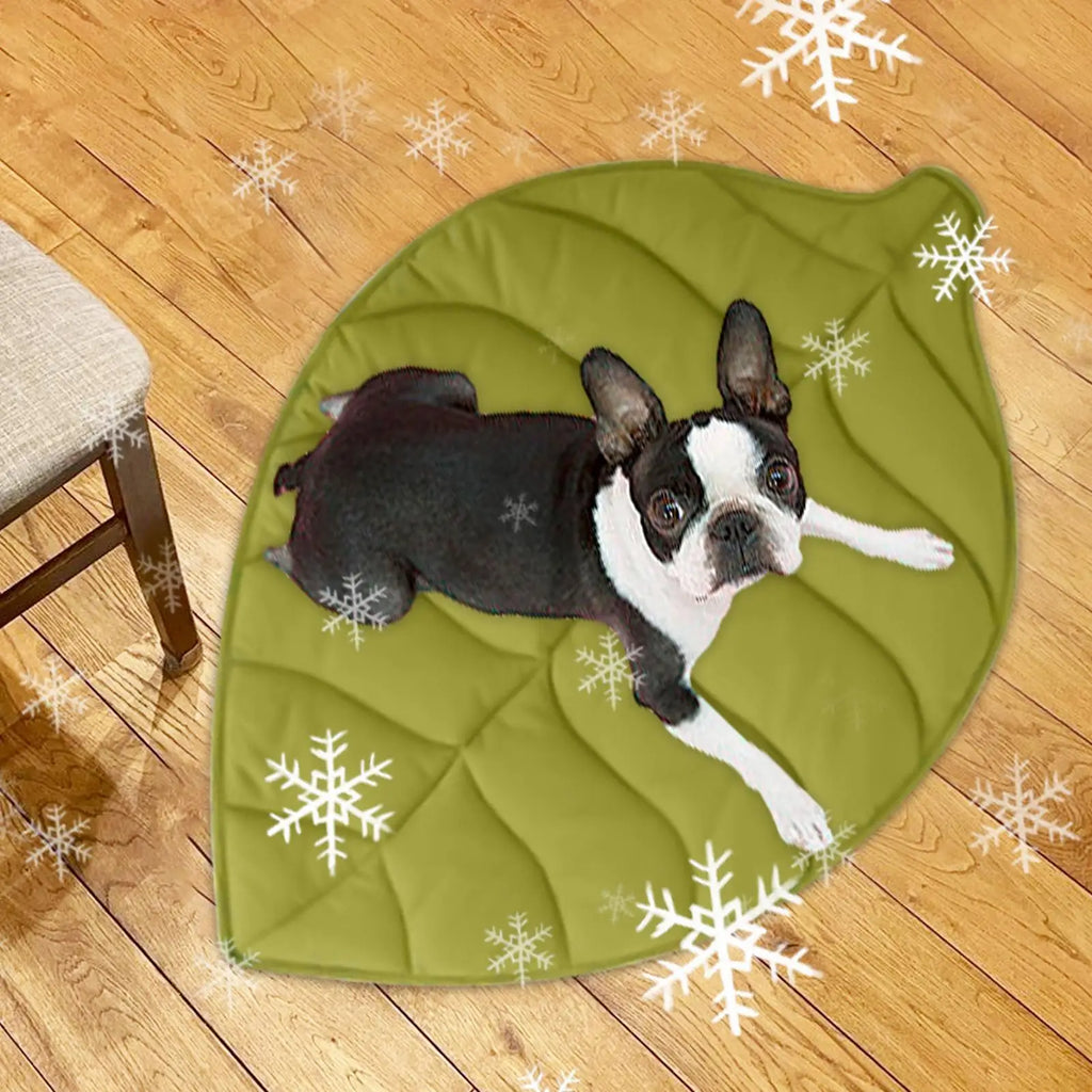 Cooling Leaf-Shape Pet Mat – Non-Slip, Portable Dog & Cat Bed Pet Cooling Mat Qme