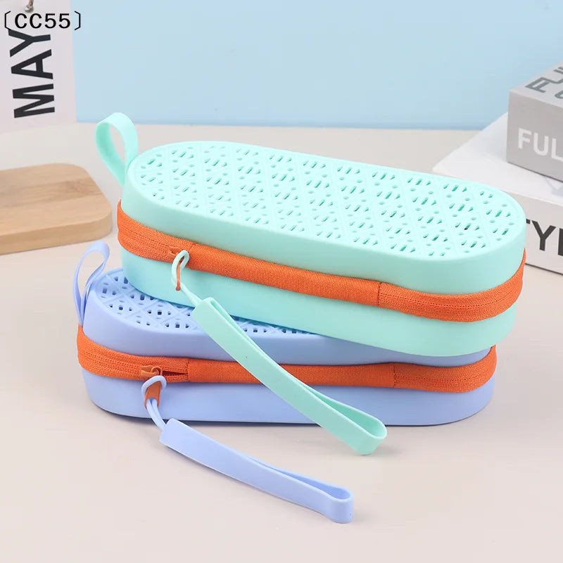 Silicone Eyeglass Case – Soft Shell Goggle & Glasses Protector Eyeglass Case Qst