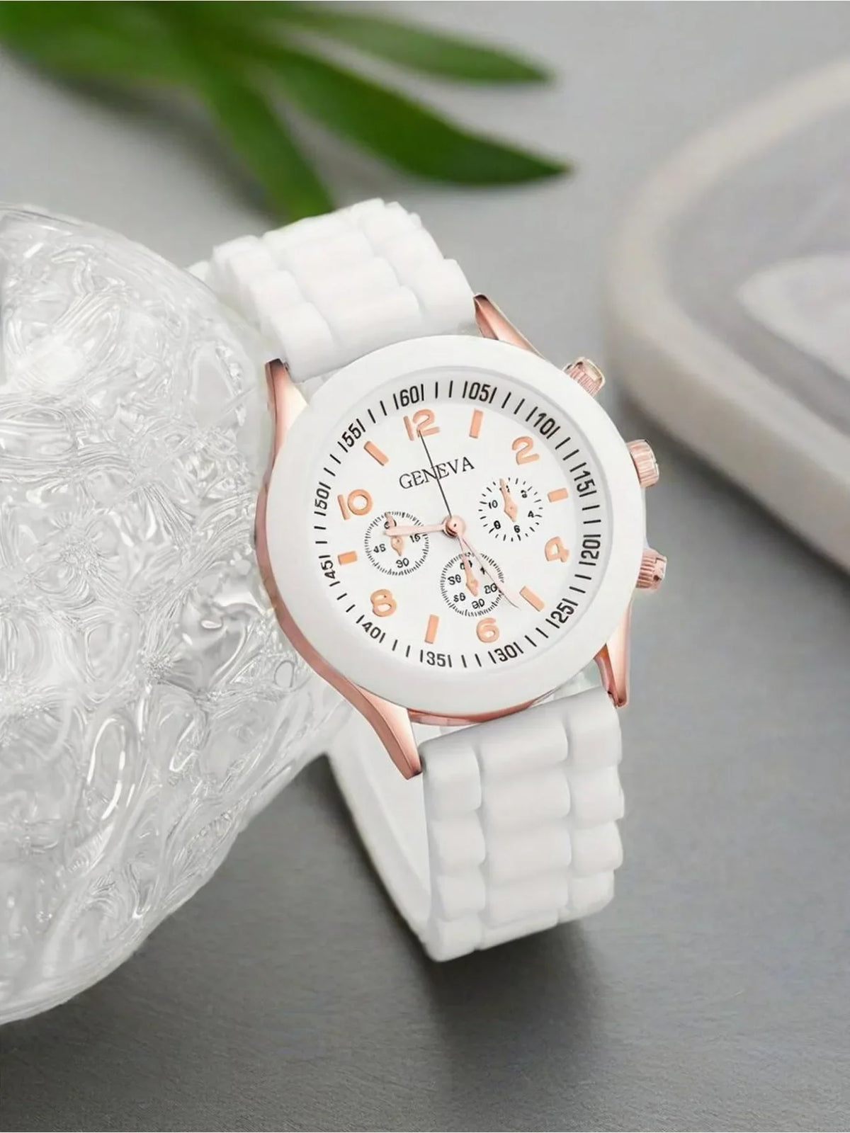 Candy-Colored Quartz Watch – Cute Soft Silicone Wristwatch Fashion Quartz Watch Qme