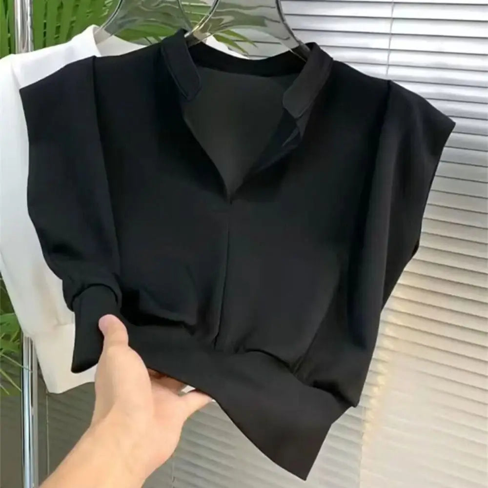 Y2K V-Neck Flip Collar Sleeveless Crop Top | Slim Fit Wide Shoulder Sleeveless Crop Top Qme