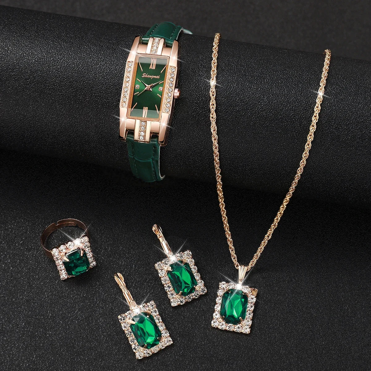 Women's Synthetic Diamond Watch – Trendy Bracelet Timepiece Women's Fashion Watch Qme