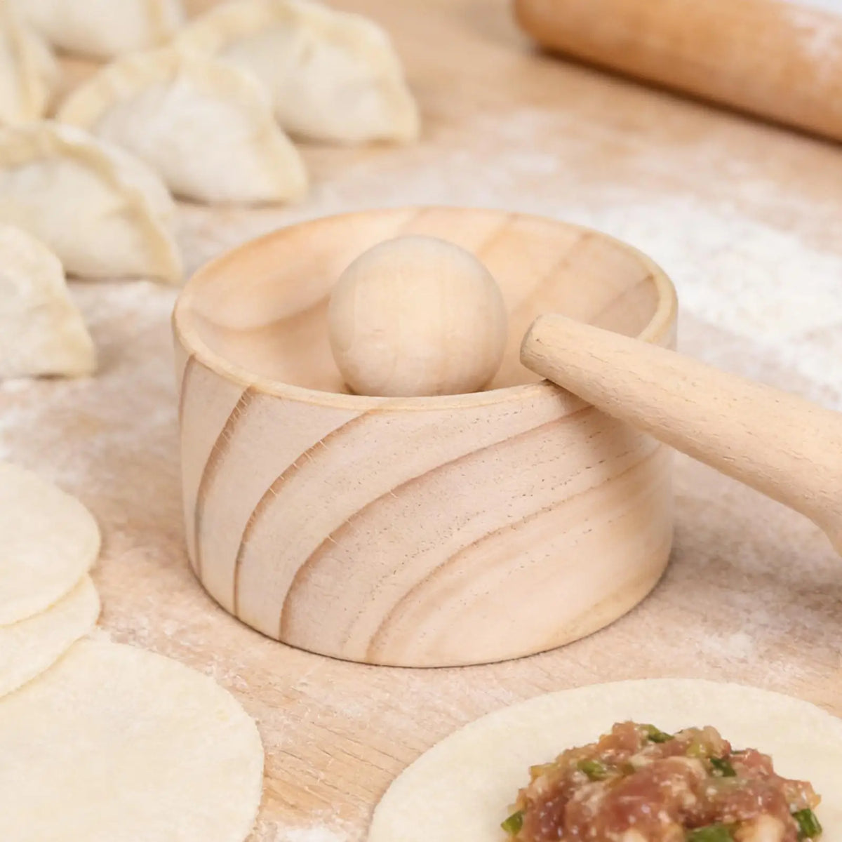 Wooden Non-Stick Dumpling Maker Mold Press – 8cm Kitchen Tool Dumpling Maker Mold Qme