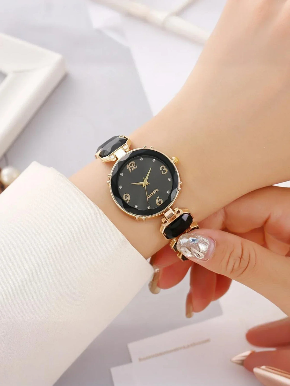 Women's Fashion Versatile Watch | 3 Colors – Qme Women's Fashion Watch Qme