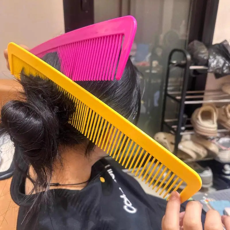 Giant Clown Comb – Oversized Novelty Prank Party Prop Novelty Party Prop Qme