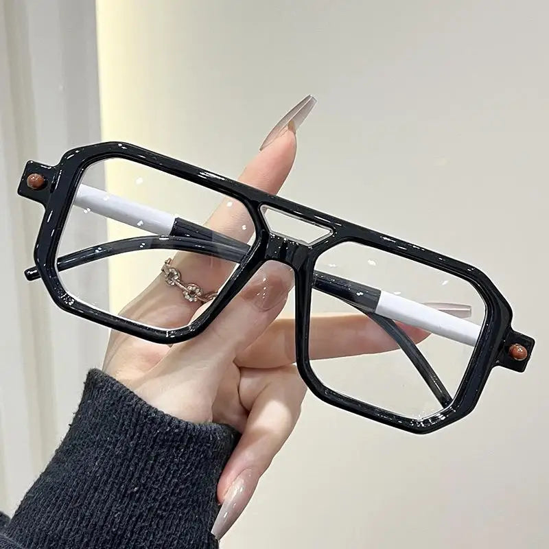 Retro Black Frame Fashion Eyeglasses – Clear Lens Unisex Fashion Eyeglasses Qst E 0