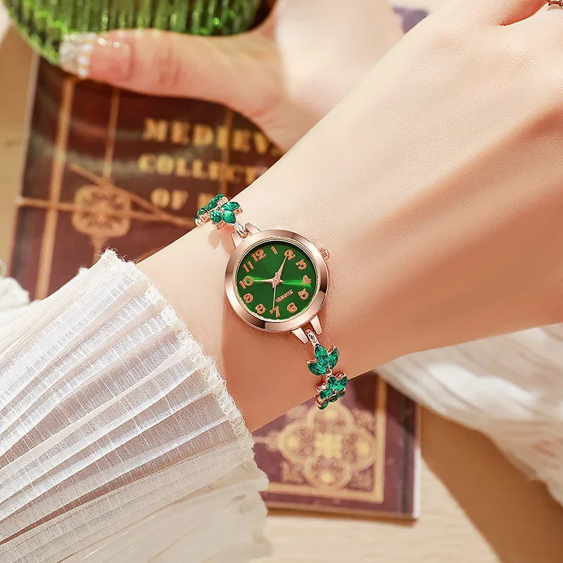 Elegant Women's Rhinestone Bracelet Quartz Watch – 7 Colors Bracelet Quartz Watch Qme