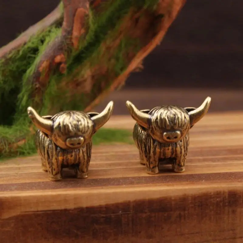 Mini Retro Brass Highland Cattle Sculpture Keychain Ornament Novelty Keychain Ornament Qme