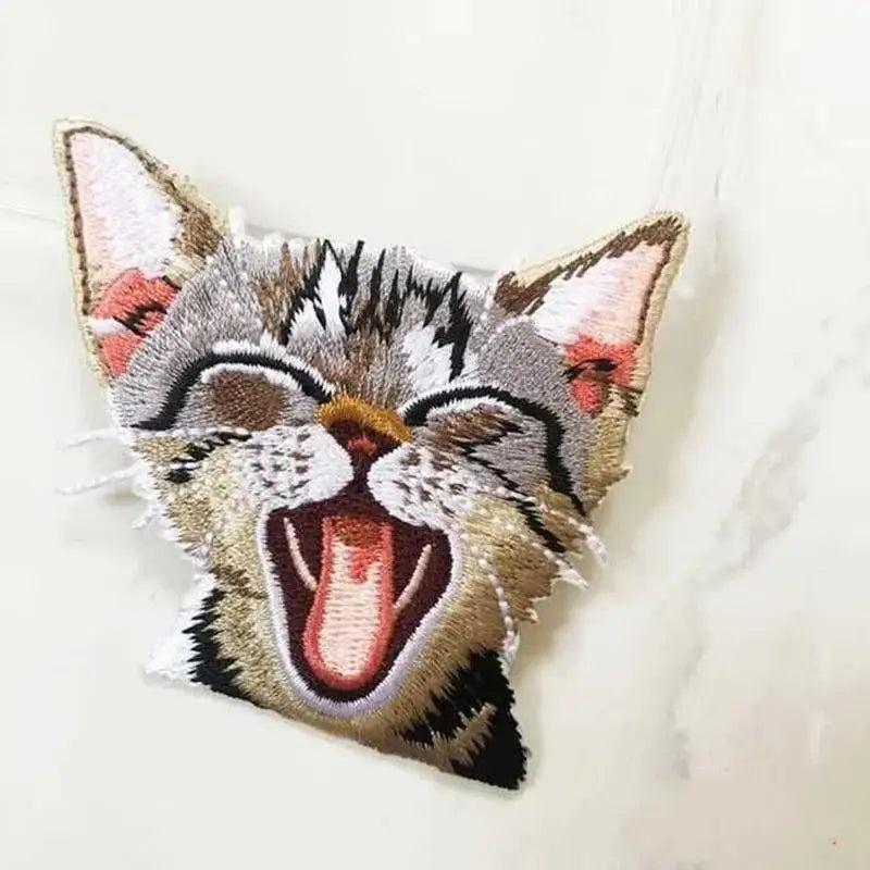 Cat Iron-On Embroidered Patch Applique for Clothes & Bags Iron-On Patch Qme