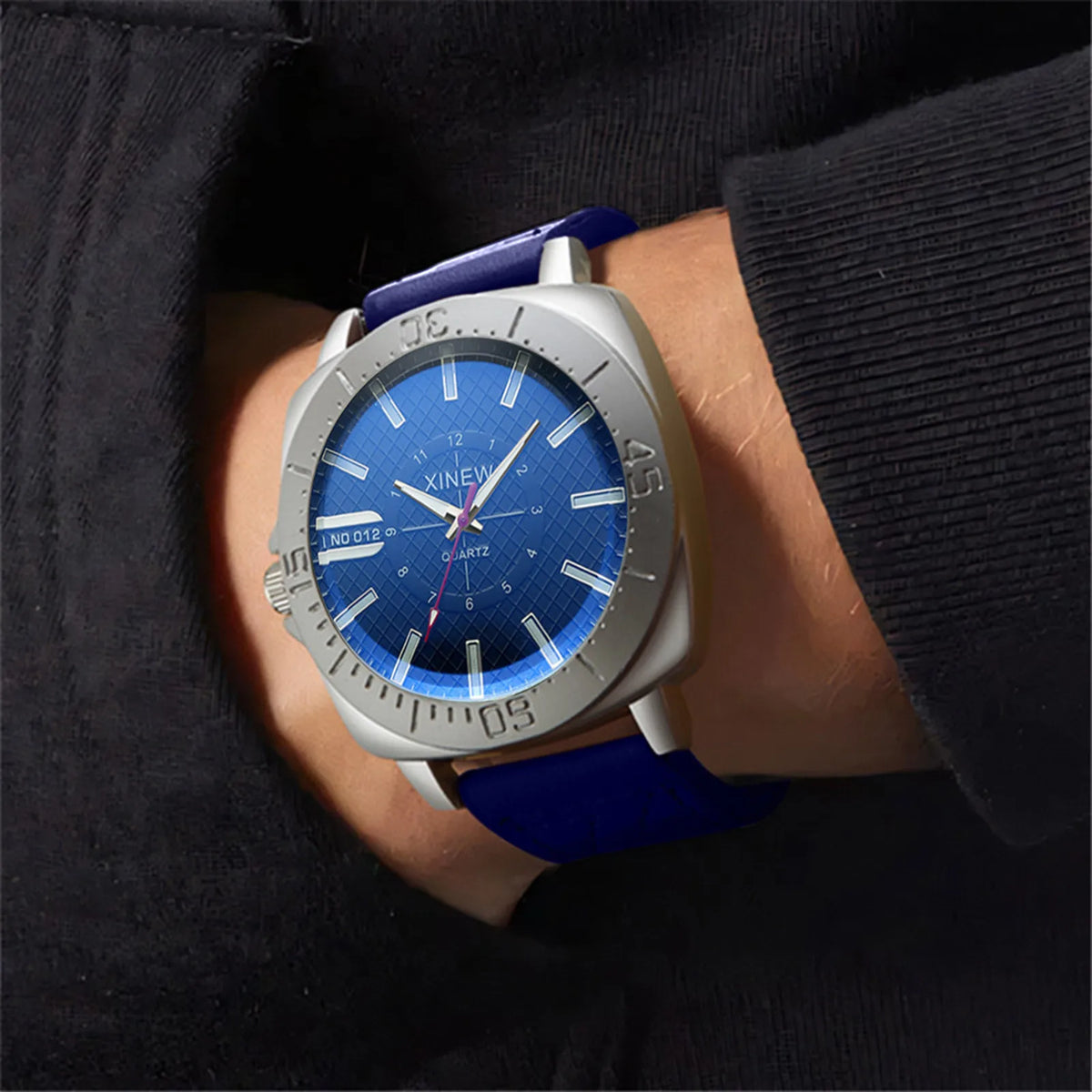 Men's Minimalist Business Leather Strap Quartz Watch Men's Quartz Watch Qme
