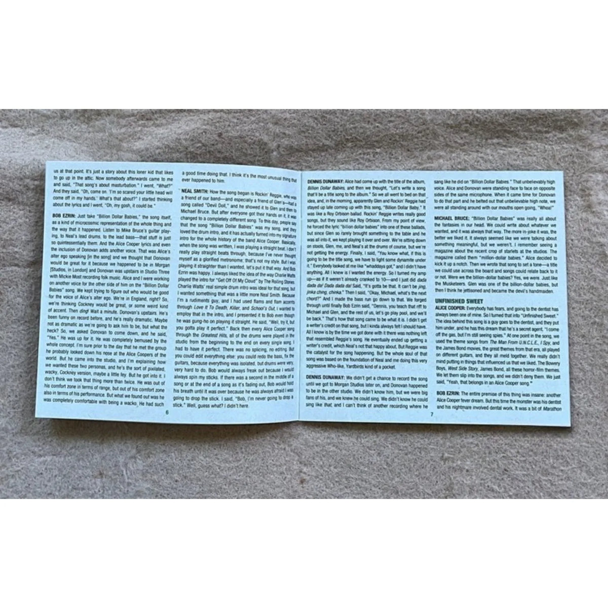 Vintage Rock Remastered Compilation CD – Snake Skin Emblem Rock Compilation CD Qme