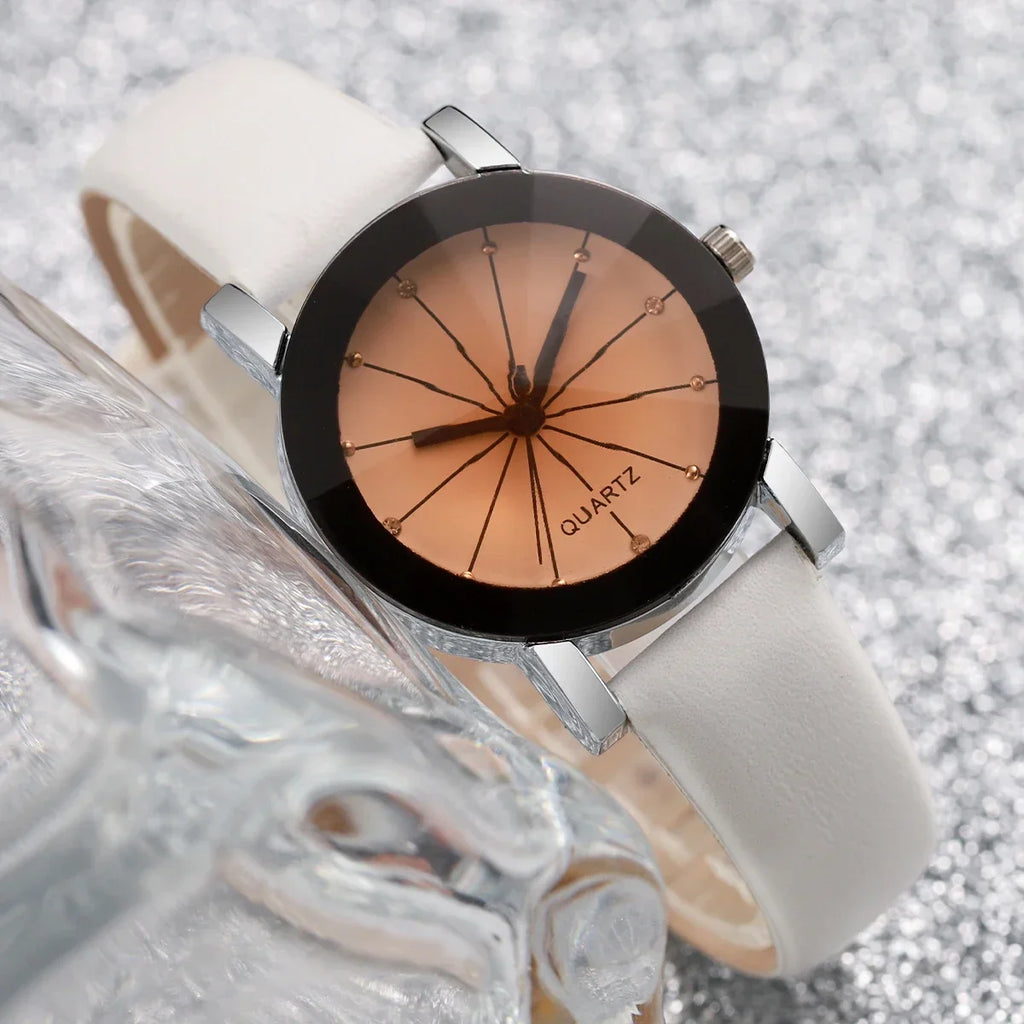 Women's Crystal Quartz Watch Leather Strap Casual Wristwatch Women's Quartz Watch Qme