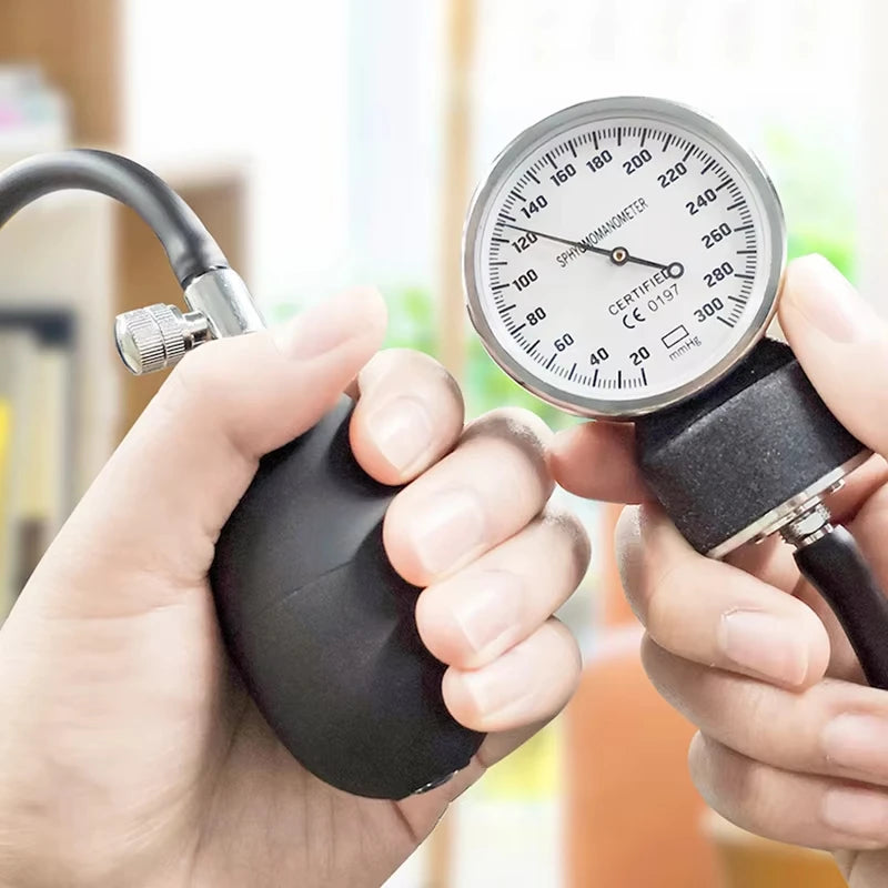 Manual Blood Pressure Monitor – Aneroid Upper Arm Cuff & Stethoscope Blood Pressure Monitor Qst