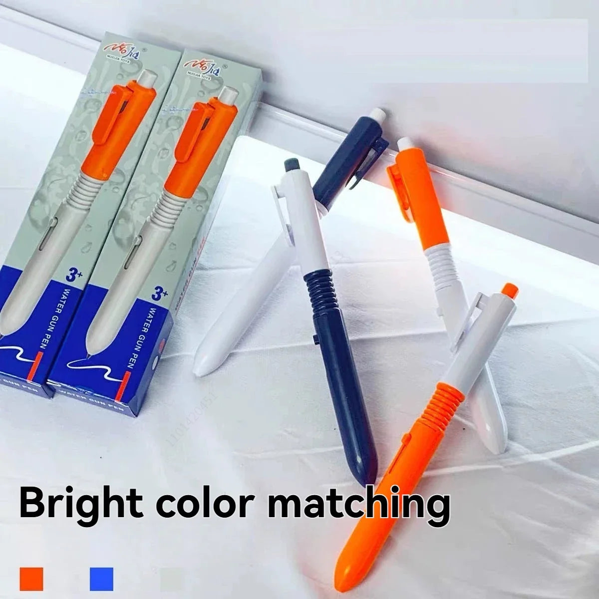Novelty Prank Water Spray Pen – Fun Black Ink Pen for Students Novelty Prank Pen Qme