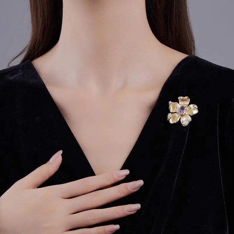 Retro Alloy Flower Pearl Brooch Pin | Vintage Fashion Accent Brooch Pin Qme Default Title