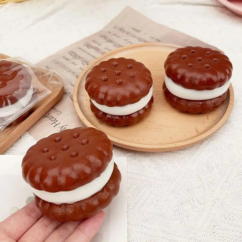 Squishy Sandwich Cookie Fidget Toy – Slow Rising TPR Squish Squishy Fidget Toy Qme