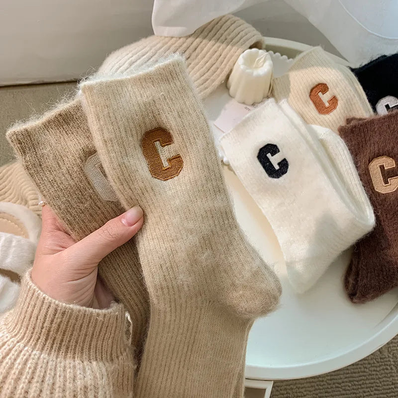Women's Luxury Wool Cashmere Winter Socks – Thick & Cozy Winter Wool Socks Qme