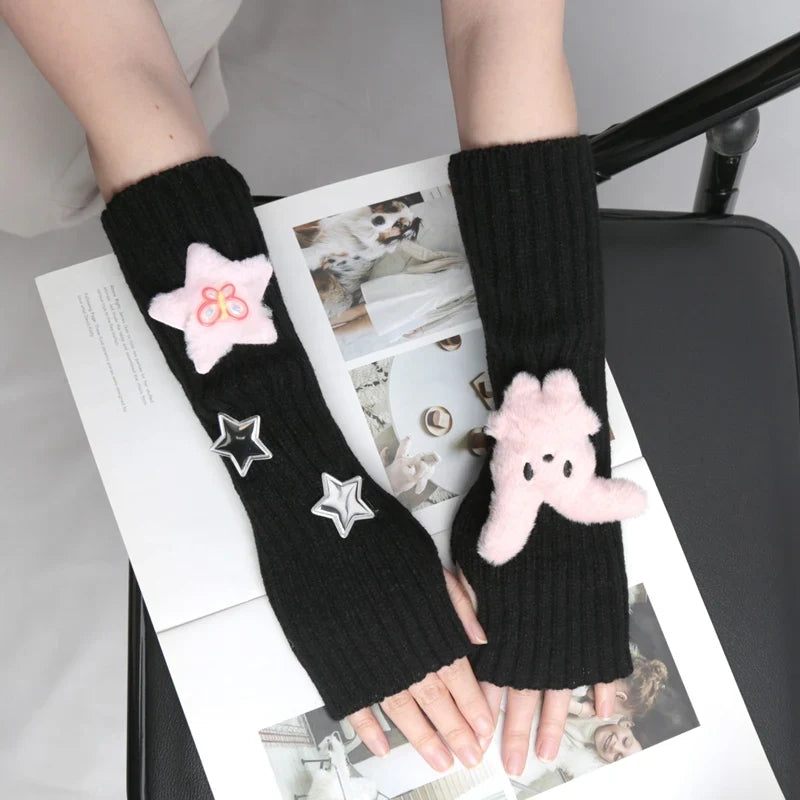 Girls Star Fingerless Gloves – Long Wrist Punk Gothic Style Fingerless Gloves Qme black