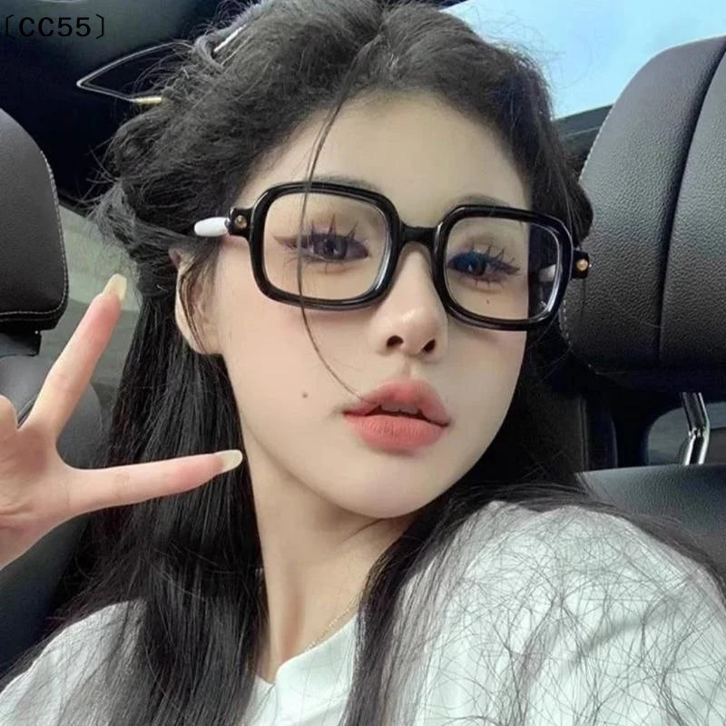 Retro Black Frame Clear Lens Fashion Eyeglasses – Unisex Fashion Eyeglasses Qst