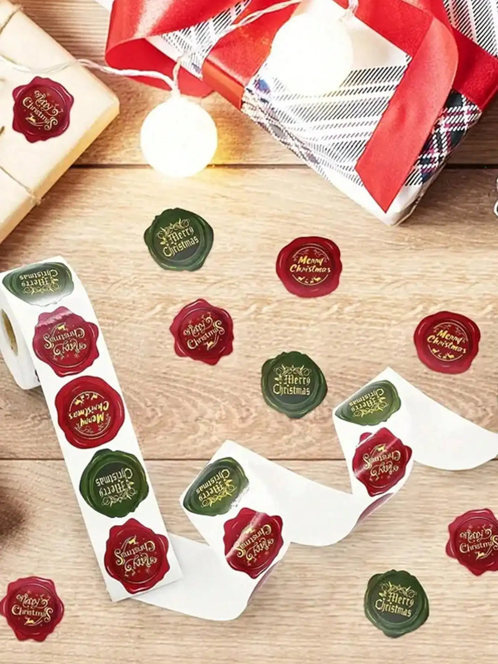 500-Sheet Merry Christmas Sticker Labels Roll | Gifts & Baking Christmas Sticker Labels Qme